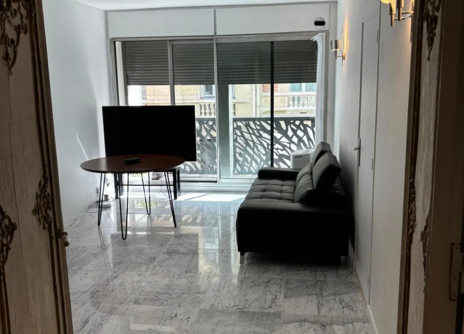 Ponthieu Apartment